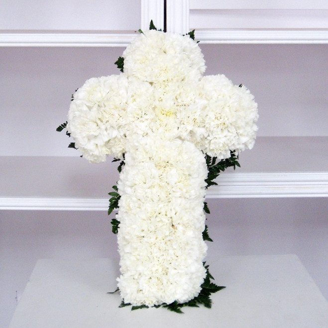 Comprar Cruz de claveles blancos Barcelona Comprar Cruz de claveles blancos Barcelona