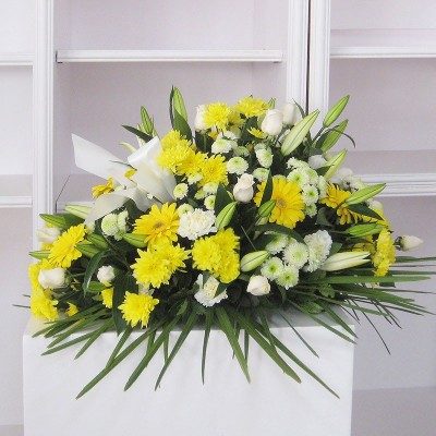 Comprar Cojín flores variadas tonos amarillos Barcelona