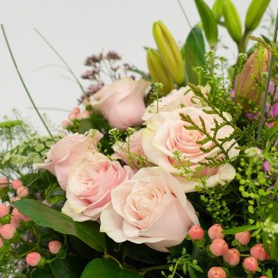 Comprar Jarrón flor según temporada a grupos Barcelona