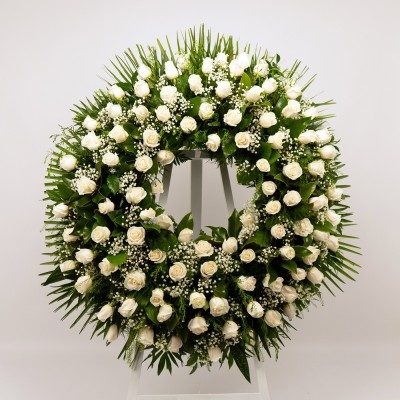 Comprar Corona de rosas blancas Barcelona