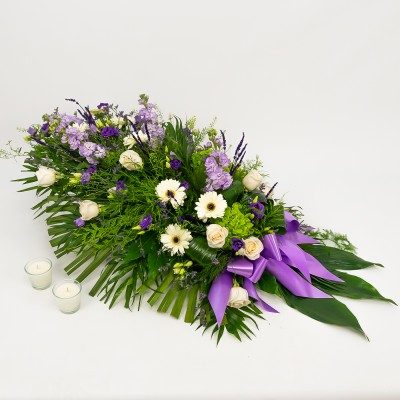 Comprar Ramo funerario en tonos blancos y lilas Barcelona