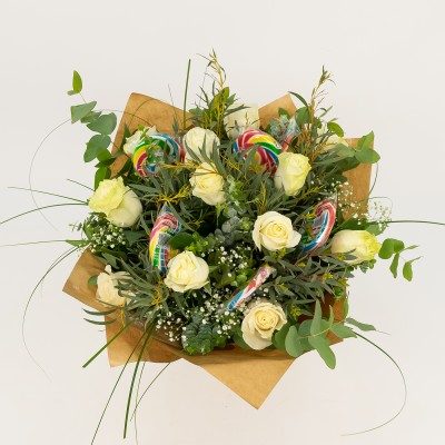Comprar Ramo de rosas y piruletas Barcelona