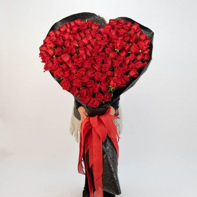 Comprar Ramo Corazón XXXL con 150 rosas rojas Barcelona