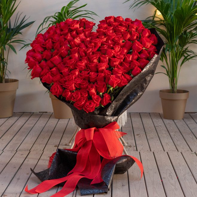 Comprar Ramo Corazón XXXL con 150 rosas rojas Barcelona Comprar Ramo Corazón XXXL con 150 rosas rojas Barcelona