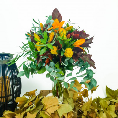 Comprar Ramo de lilium naranja y rosas amarillas Barcelona