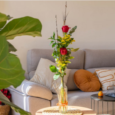 Comprar Ampolla de vidre vintage amb 2 roses vermelles Barcelona
