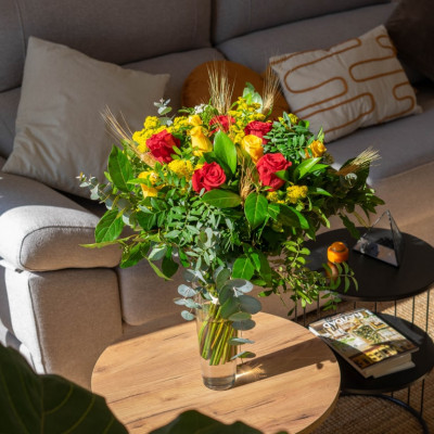 Comprar Ram de 6 roses vermelles i 6 roses grogues Barcelona
