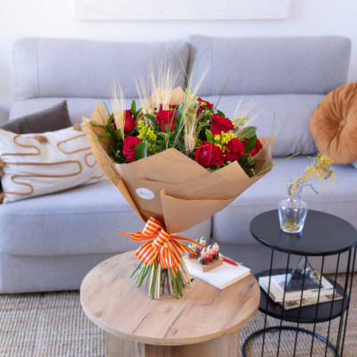 Comprar Ram de 12 roses Sant Jordi Barcelona
