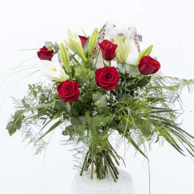 Comprar Ram de longuiflorum i roses amb peluix Barcelona