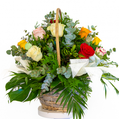 Comprar Cesta de rosas variadas Barcelona