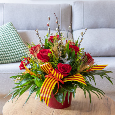 Comprar Centre 10 roses en base de ceràmica Barcelona